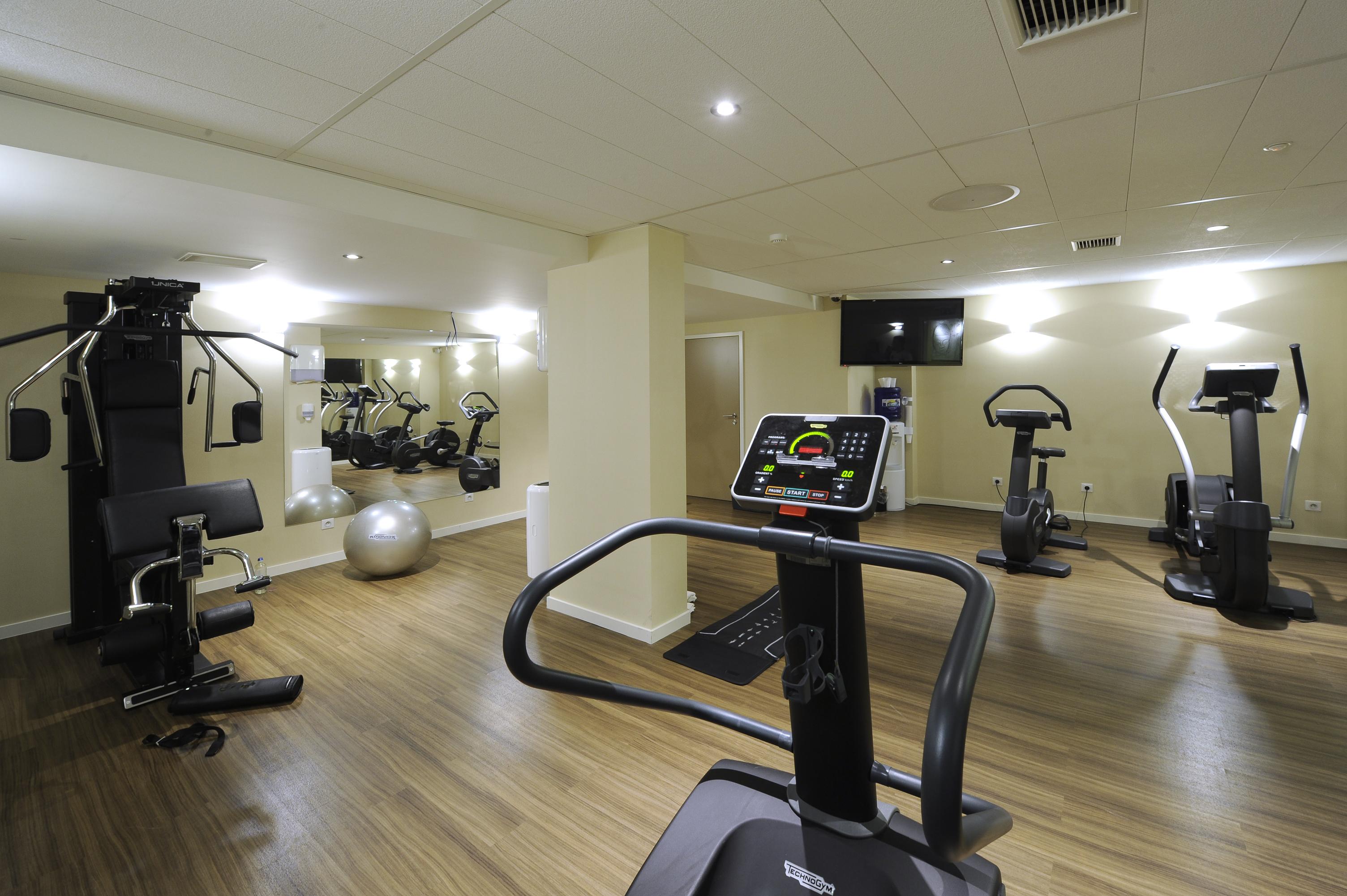 Hotel Airport - Der Valk 4*