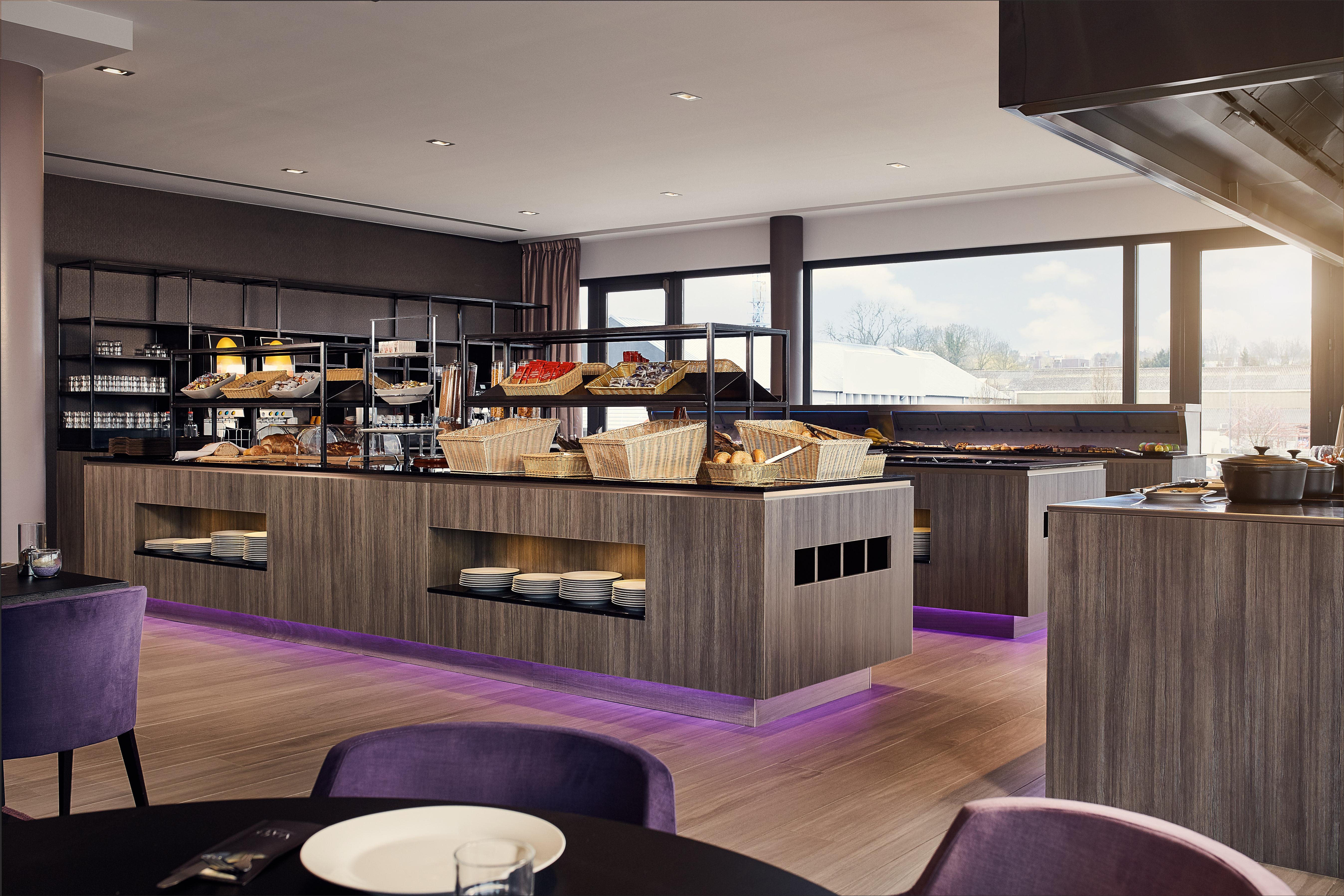 Airport - Der Valk