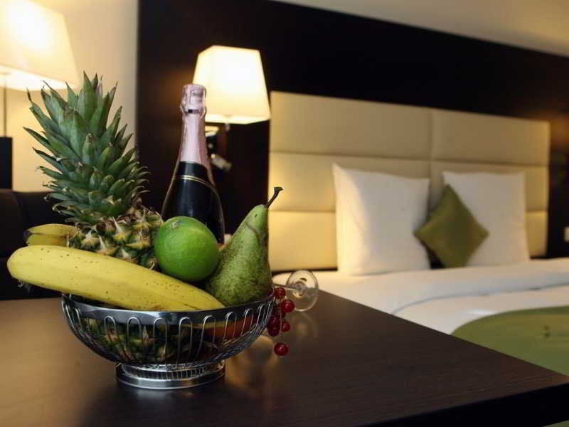 Airport - Der Valk Hotel Charleroi