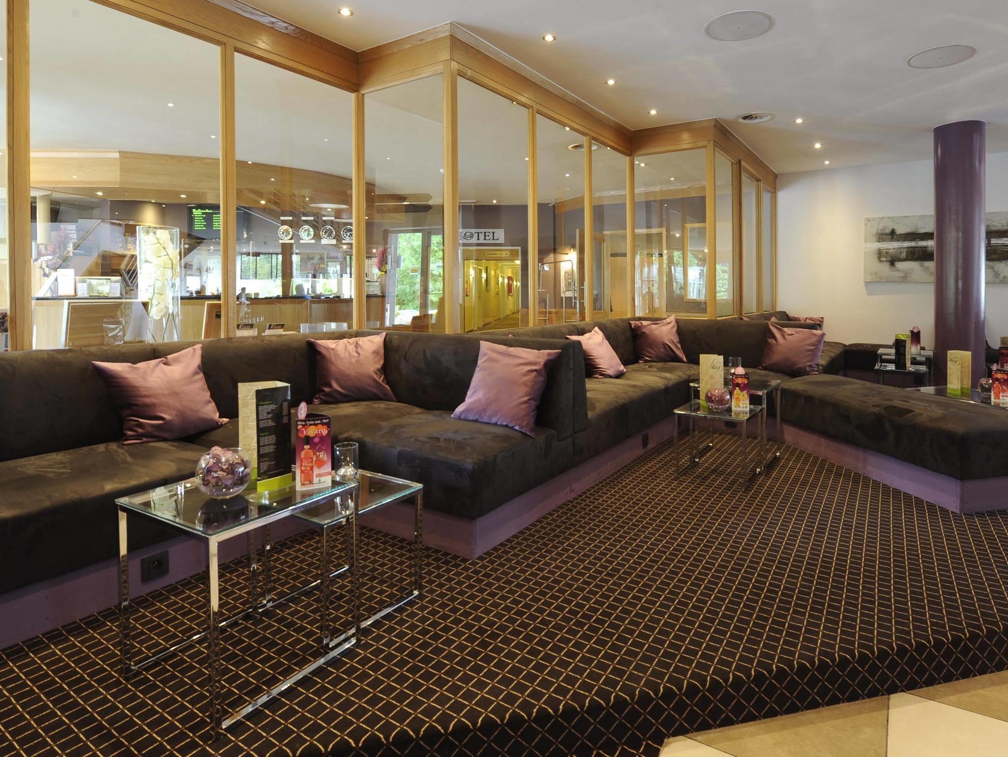 Airport - Der Valk Hotel 4*