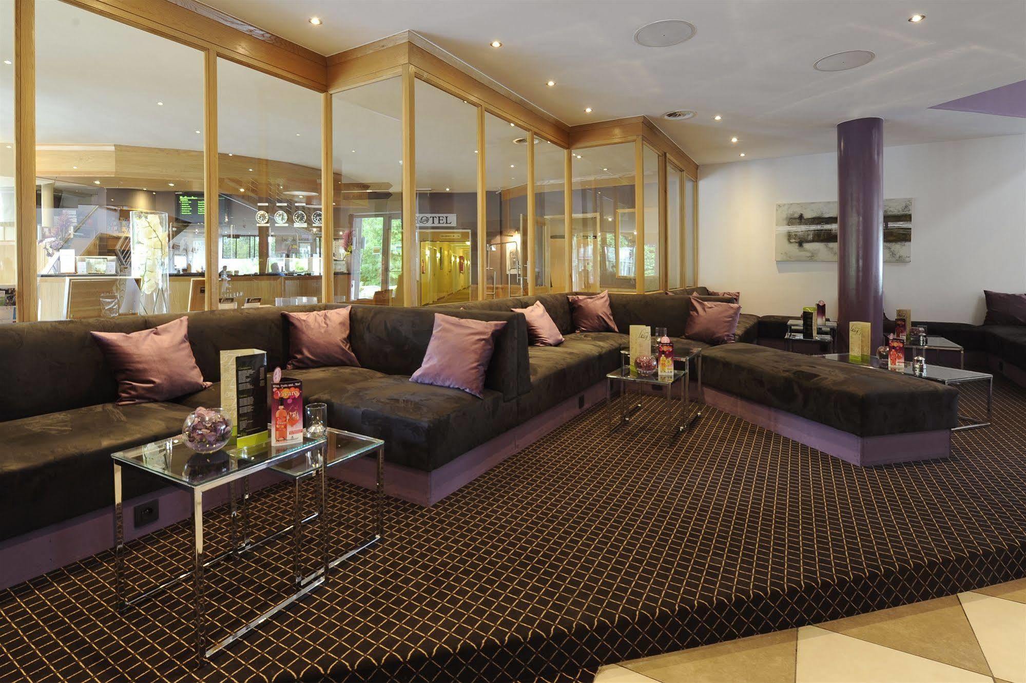 Airport - Der Valk 4*